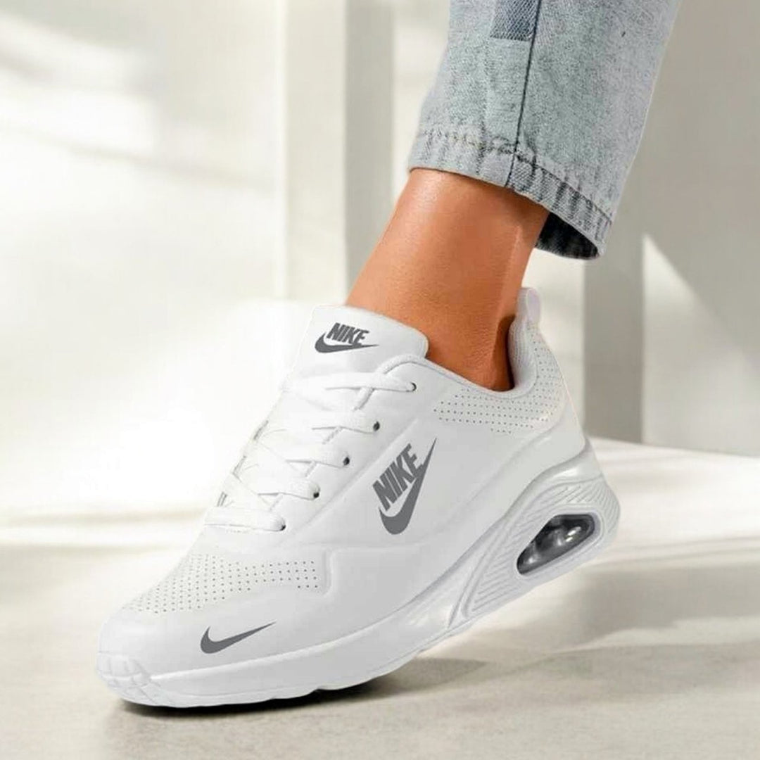 NK AirPulse™ Sneakers